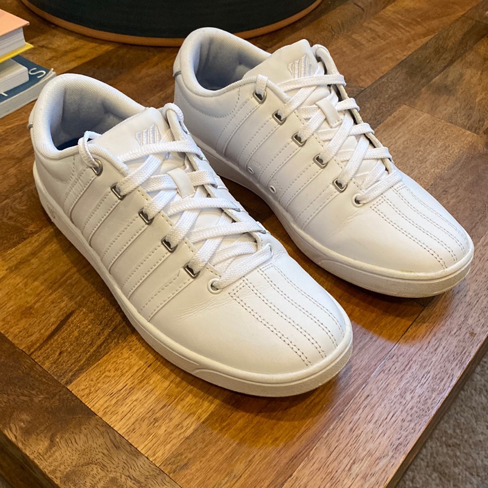 K-Swiss Court Pro II Women’s Sneaker, w/ Box